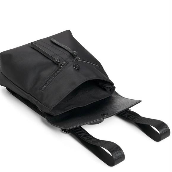 Small black backpack 🖤 - Picture 5 of 10